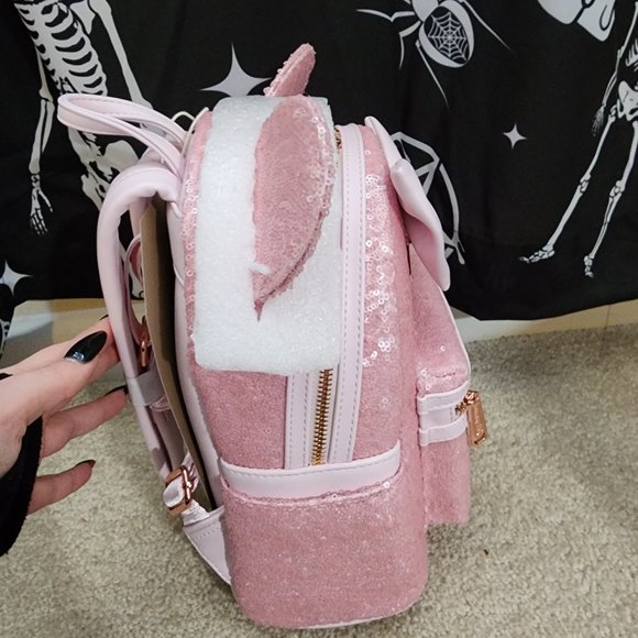 BNWT Minnie Mouse Sequin Cotton Candy Loungefly Mini Backpack - Picture 7 of 9